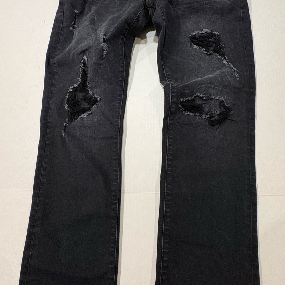 GAP Men's Slim Black Distressed Jeans. 33x30
